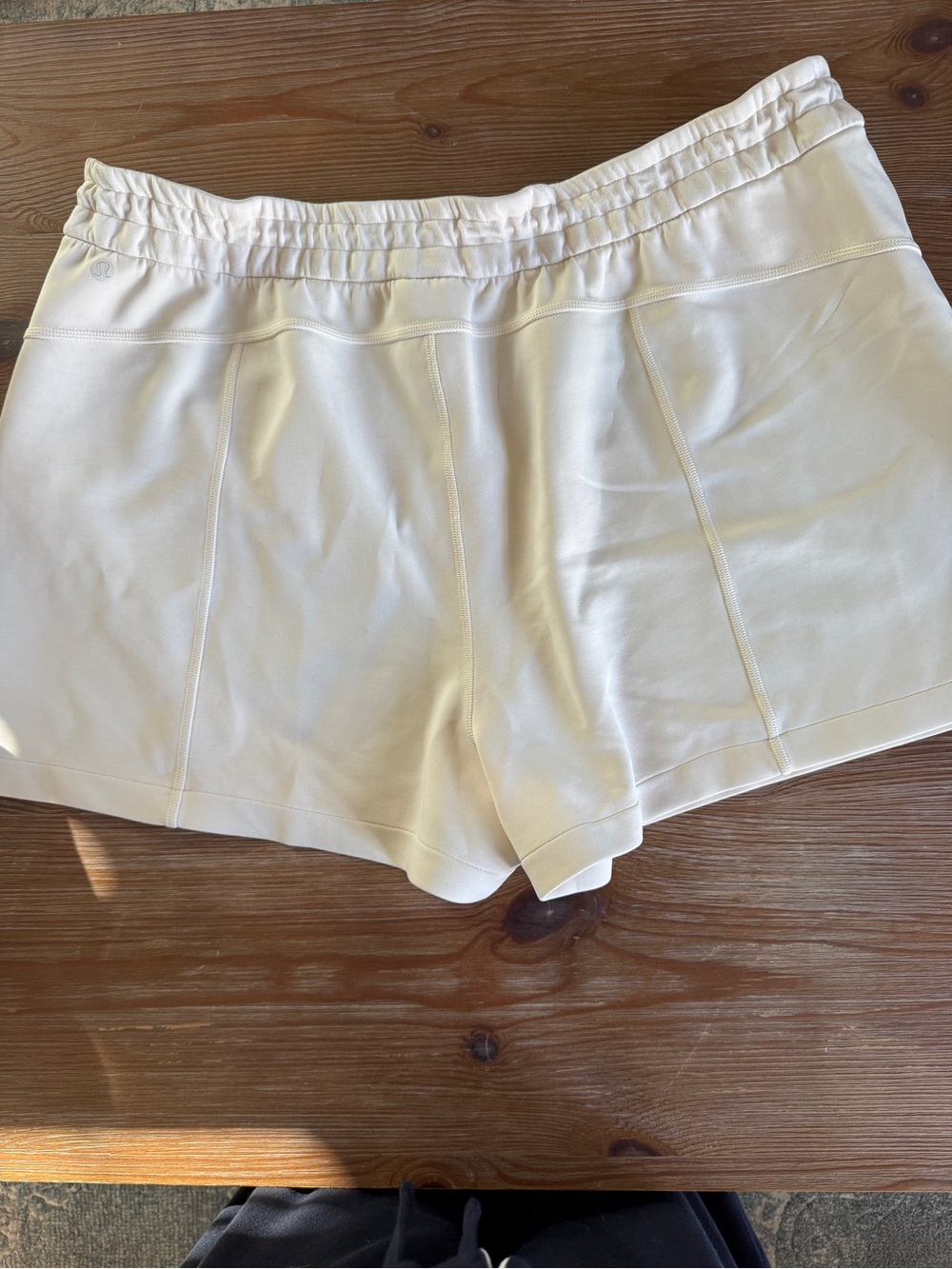Peloton lululemon athletica Ivory Softstreme Performance Shorts